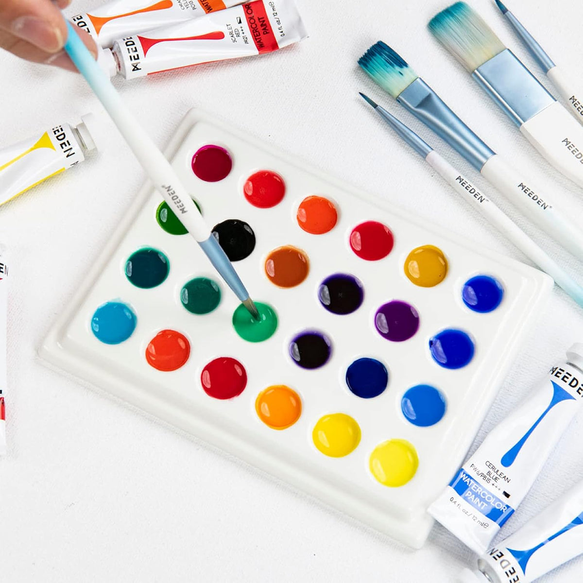 MEEDEN 24-Well Ceramic Watercolor Paint Palette with Cover